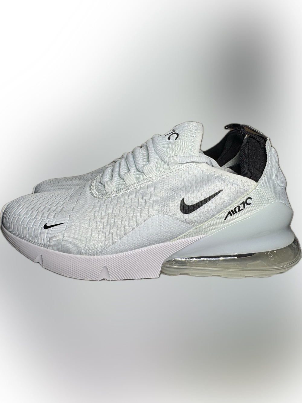 Nike Air Max 270 White 9.5Mens